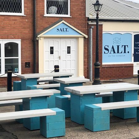 Salt On The Harbour Bed & Breakfast Bridlington Exterior foto