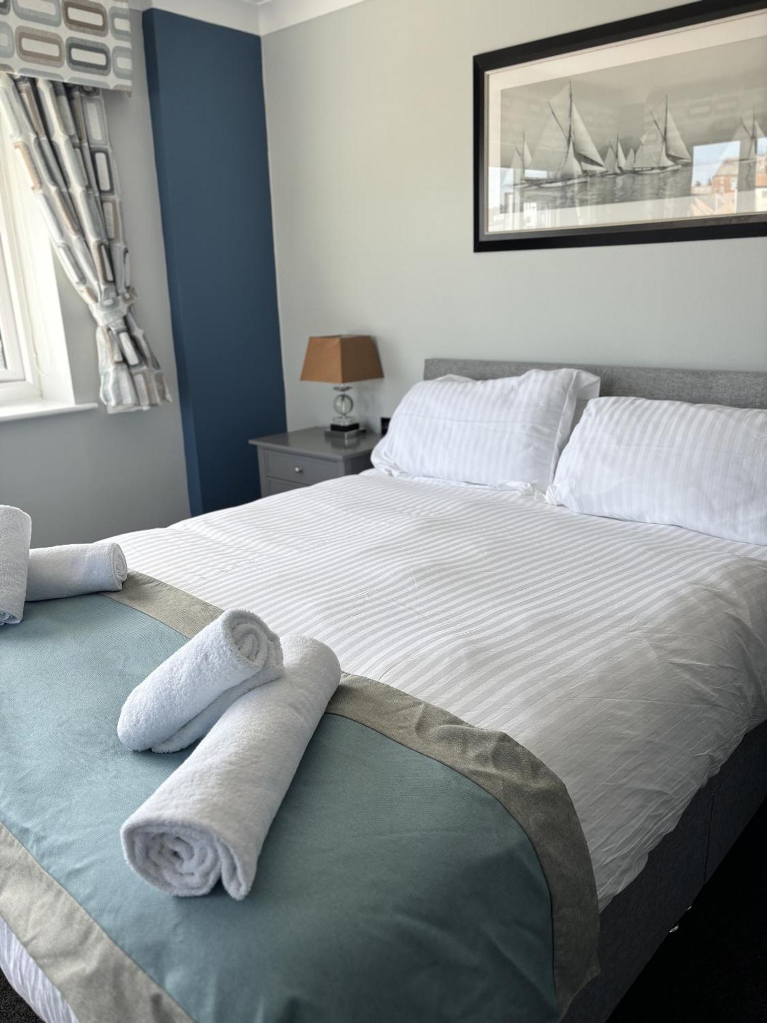 Salt On The Harbour Bed & Breakfast Bridlington Exterior foto